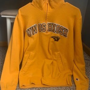 uw oshkosh champion 1/4 zip